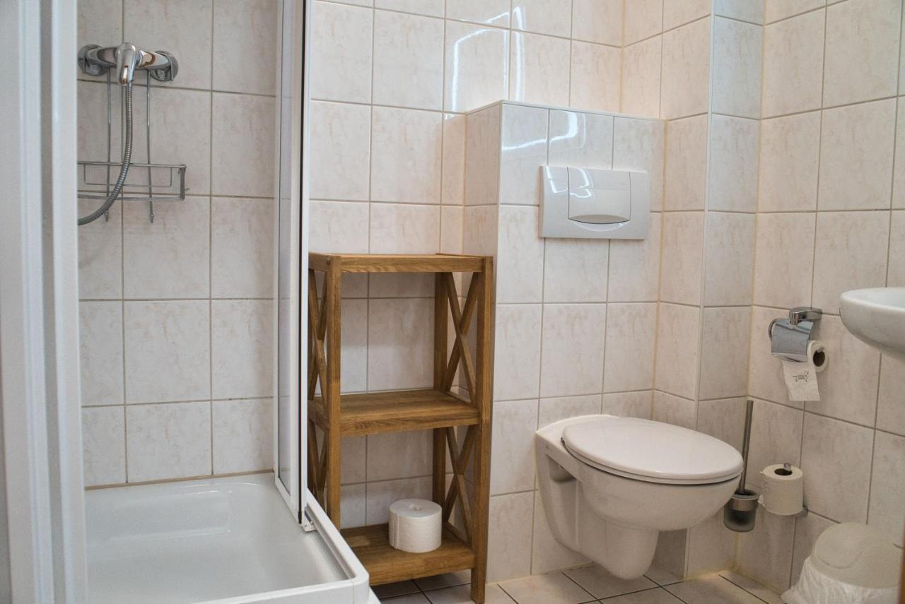 Strandnah, Balkon, Ahoi Erlebnisbad Gratis In Sellin - Strandresidenz Brandenburg Fewo 36 Гьорен Екстериор снимка